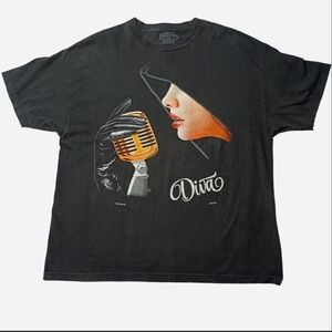Diva Singer Graphic T-Shirt